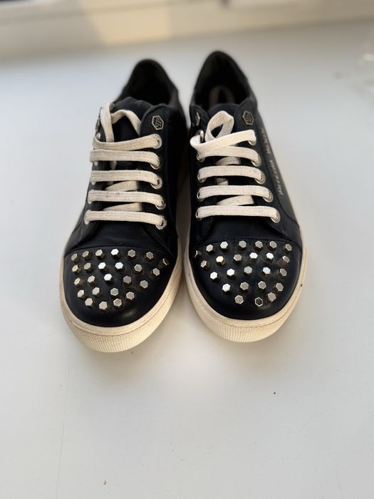 Распродажа обуви -новый