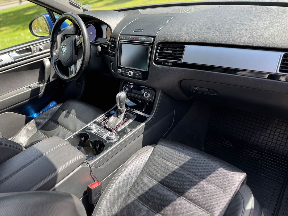 VW Touareg в перфектно състояние