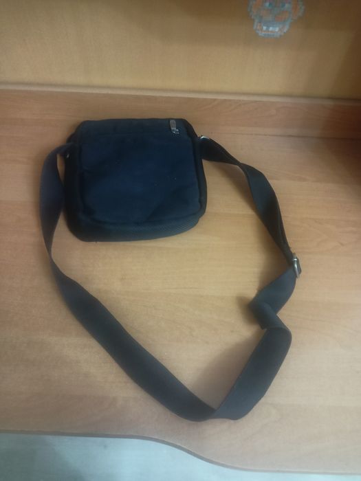 Барсетка не ношеная