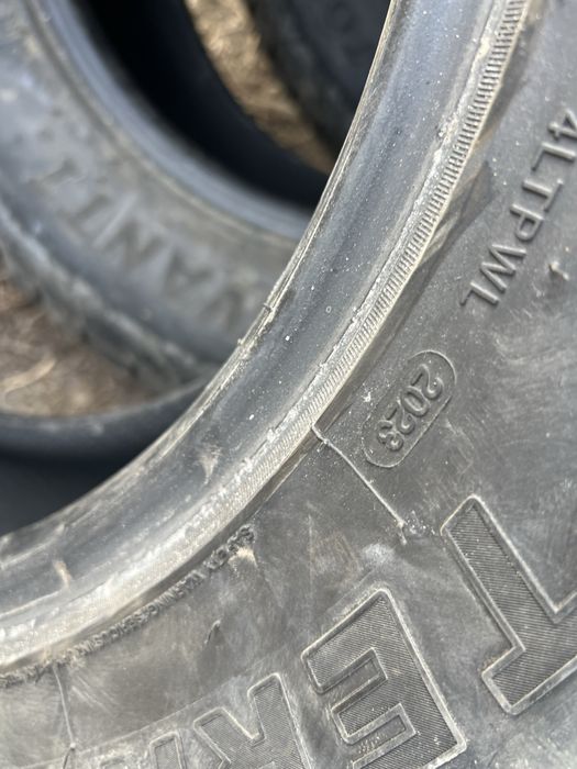 Продам шины  285/65/18