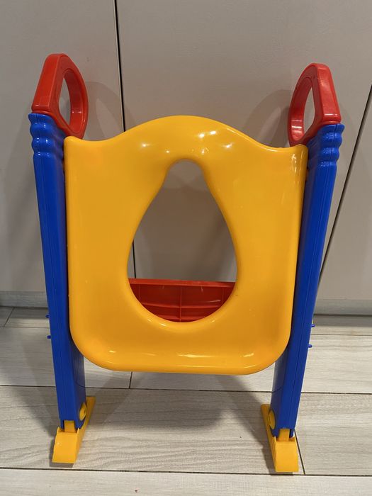 Reductor pliabil cu scarita pentru toaleta