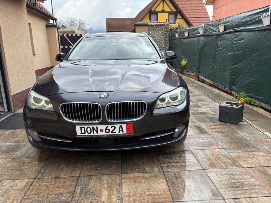 Bmw seria5 520d an 2011