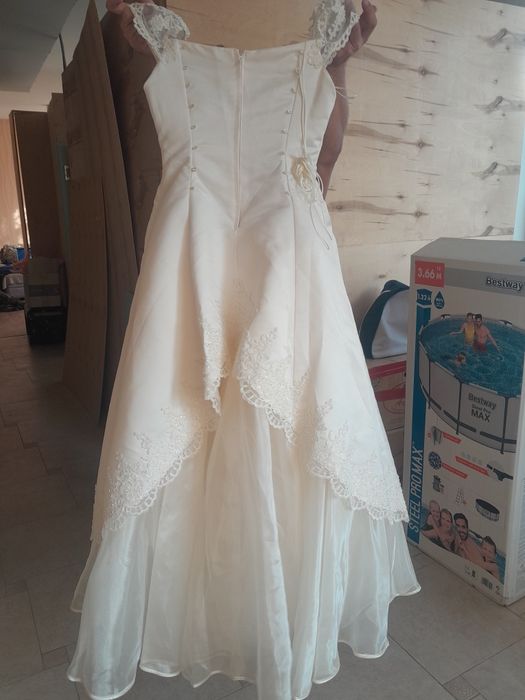 Платье свадебное пышное