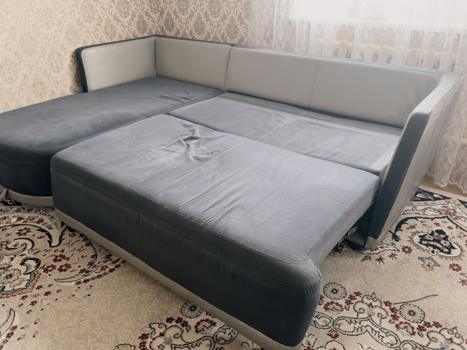 Диван сатылады фирменный