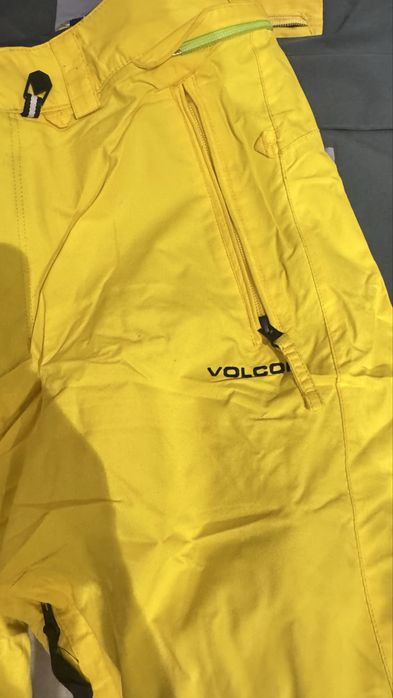 Екип Volcom размер  M