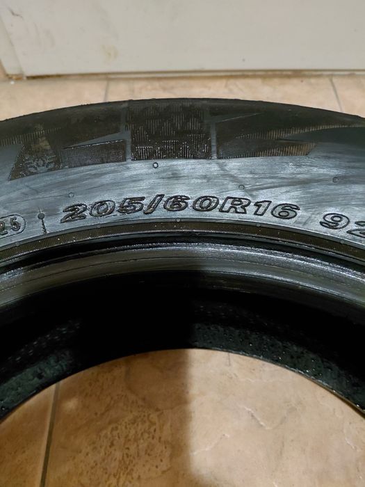 Гуми NEXEN  205/60/R16