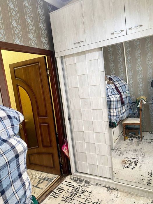 Сотилади 1/4/4 Коракамиш 2/1