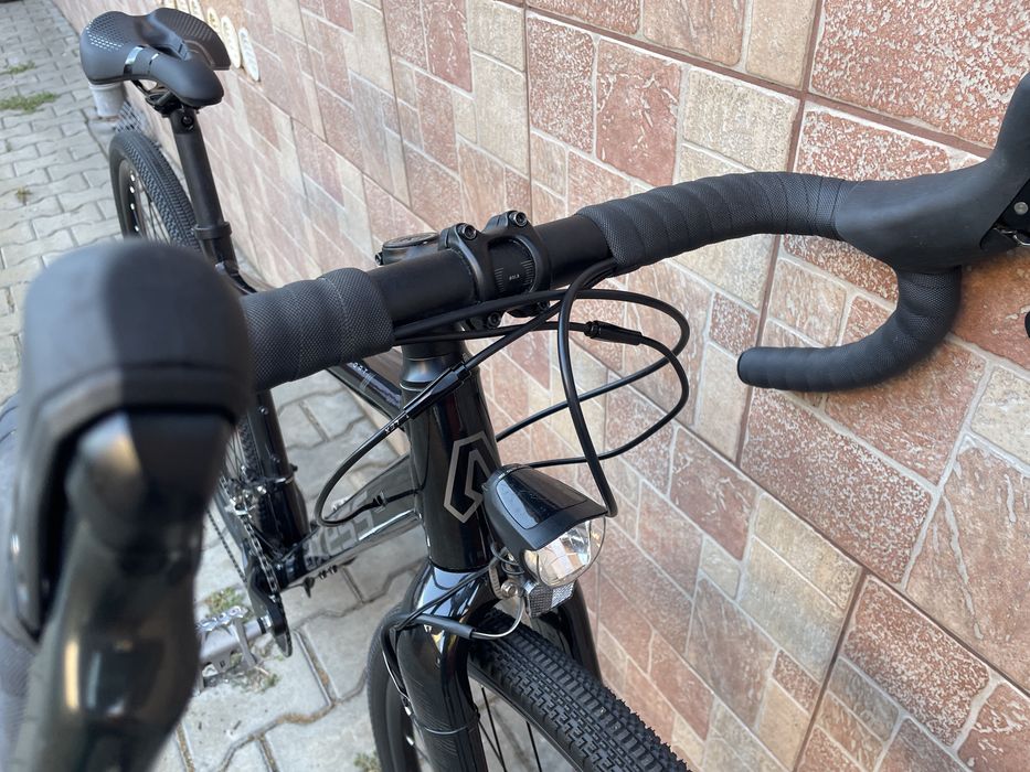 Bicicleta cursiera cyclocross gravel frane hidraulice GRX