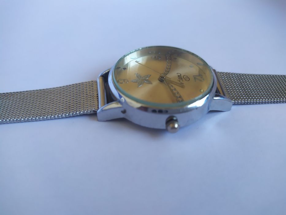 Женские часы "CURGA"