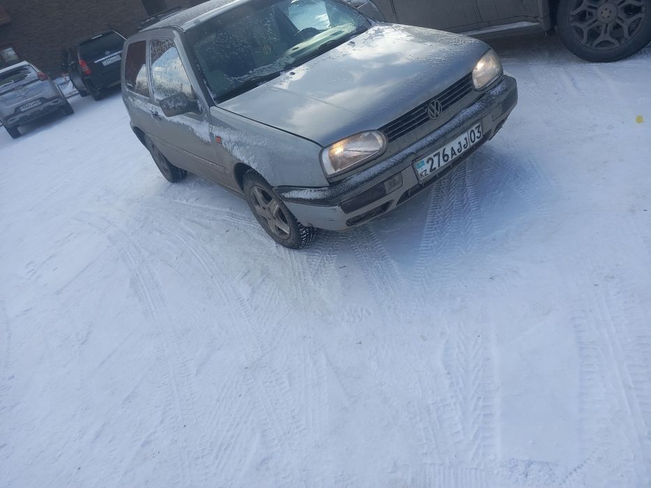 Продам гольф 3 1.4 обём