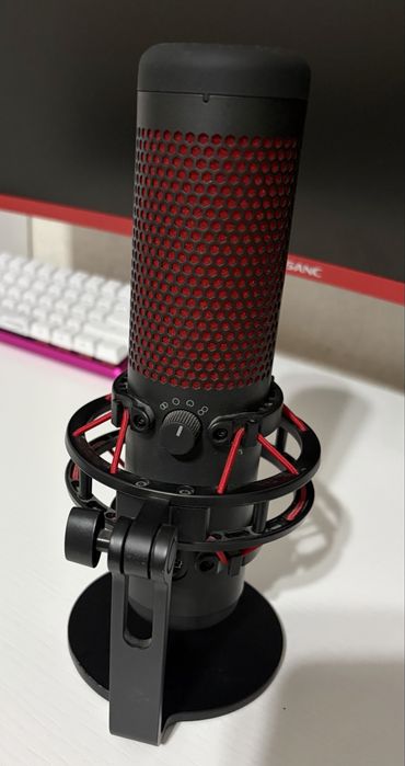 Микрофон HyperX QuadCast