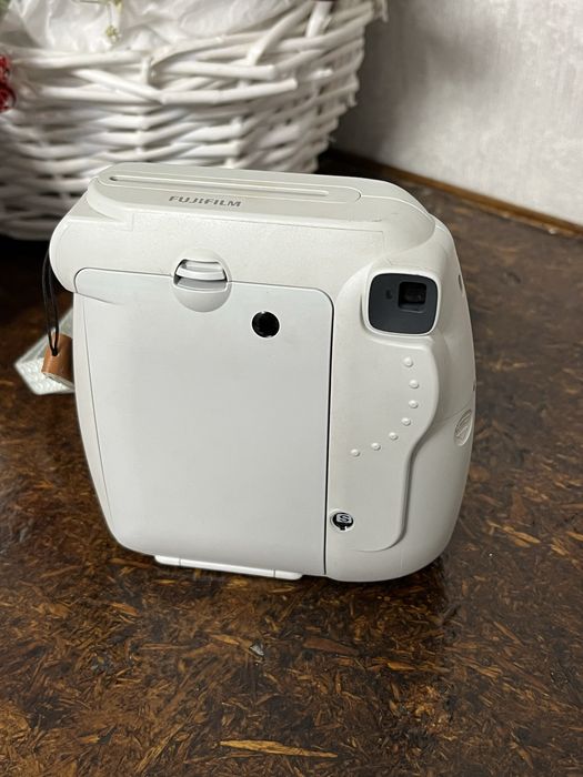 Продаю инстакс мини 9