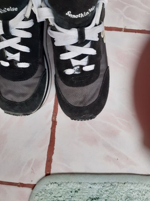 Adidași  nr37 în condiții bună
