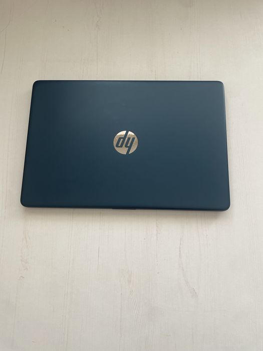 HP laptop Не Използван СВАЛЯМ ЗА СЕРИОЗНИ!