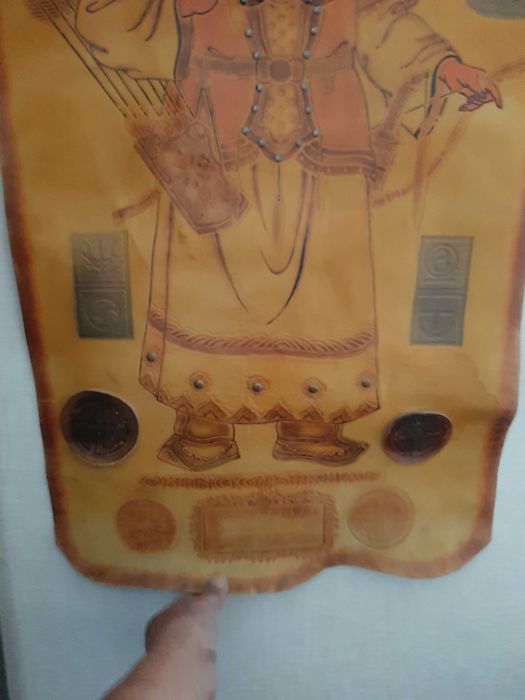 Настенное пано из кожи