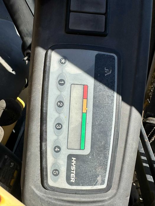 Dezmembrez stivuitor electric HYSTER