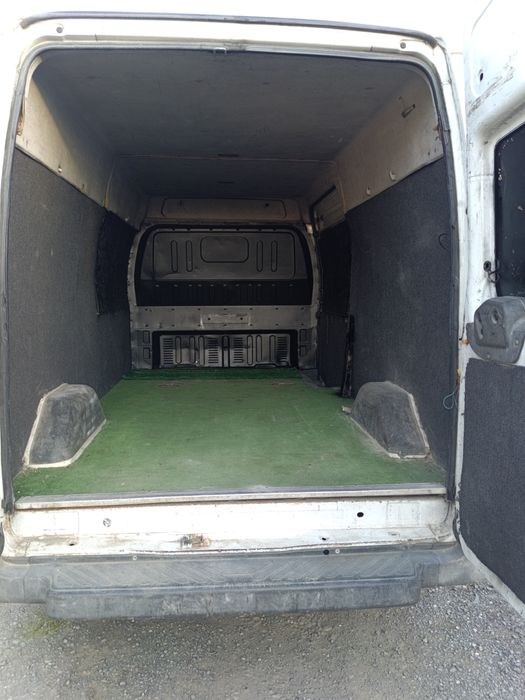 Inchiriez Duba . Închirieri Dube Duba de închiriat