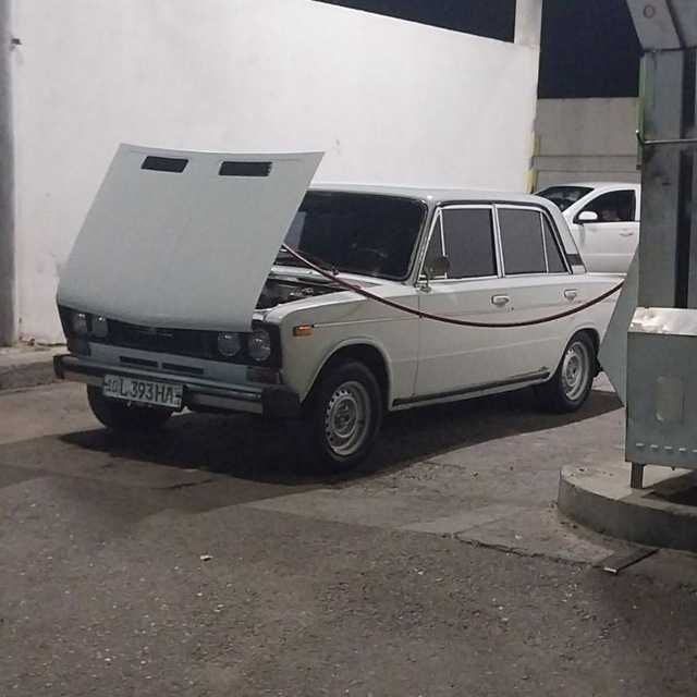 sotiladi vaz  21 06 gaz /benzin 2000 $