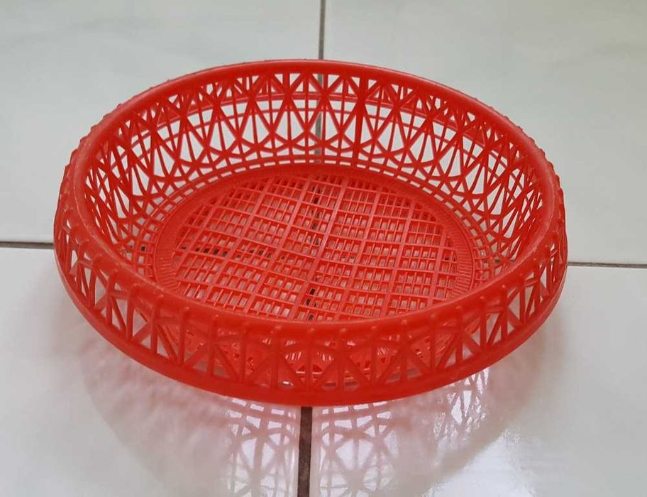 Castron plastic diametru 15 cm şi înălţimea 5 cm