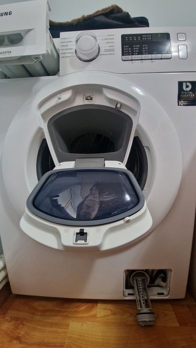 Mașină de spălat rufe Samsung AddWash Inverter – 9 kg