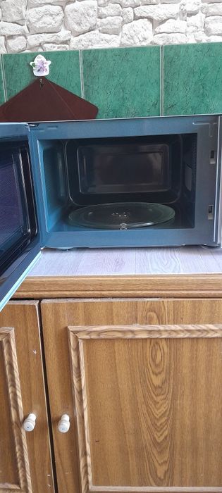 Новая микроволновка AVA  30000тг..