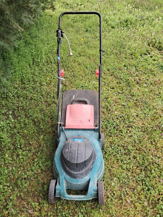 Електрическа косачка за трева