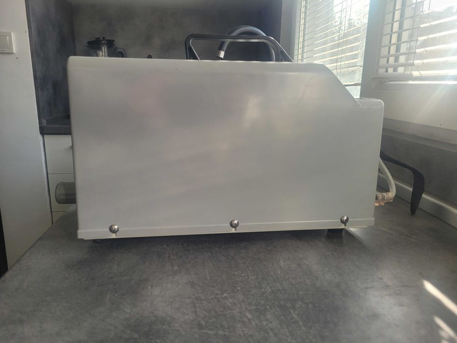 Медицински апарат за обдишване Precision Medical PM 15-P