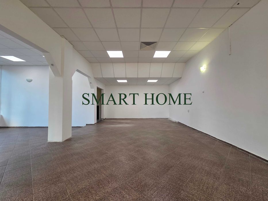 Дава се под наем Магазин в Лясковец - 176 кв.м за 918 € - Снимка #2