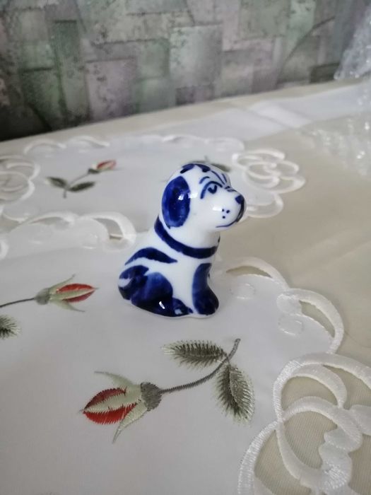 Продам статуэтку мальчик и кораблик ссср 50 - годы.