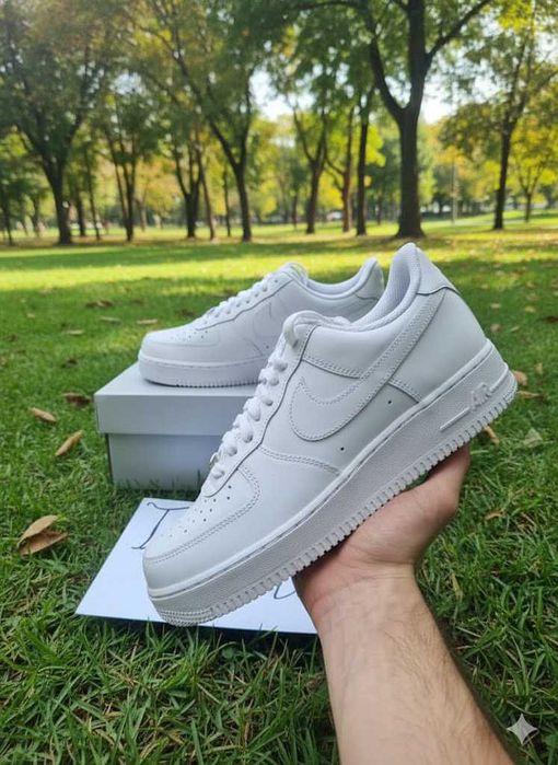 Adidasi Nike Air Force One Triple White - Adidasi Unisex