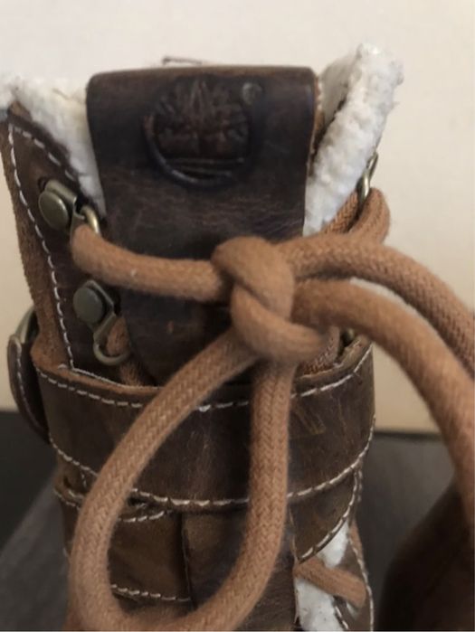 Продам женские полусапожки Тимберленд