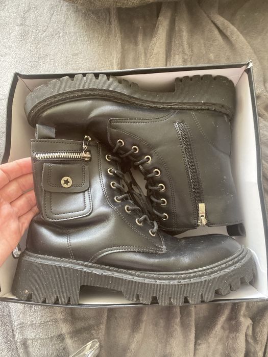 Маечка женских вещей