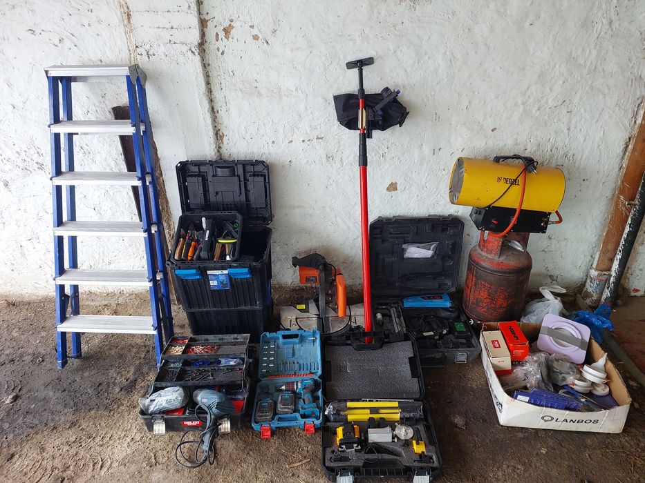 Натяжной потолок инструменты