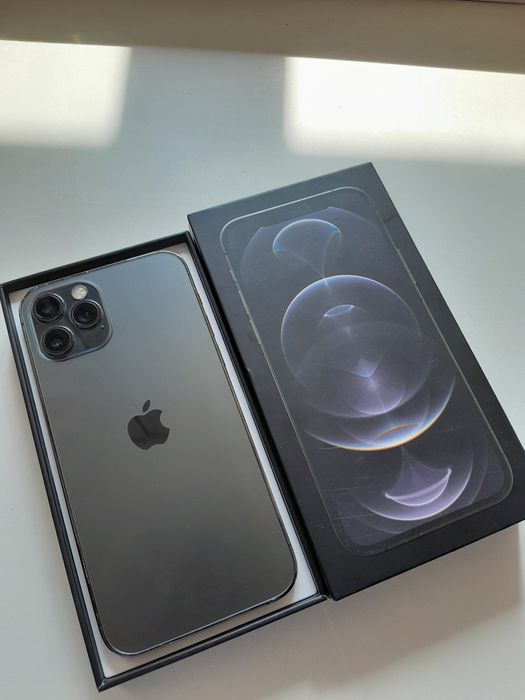 Айфон 12 про 256 Гб без ремонта