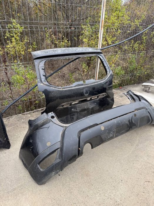 Haion + bara spate Dacia Duster 2 NEGRU 2017/2018/2019/2020/2021/2022