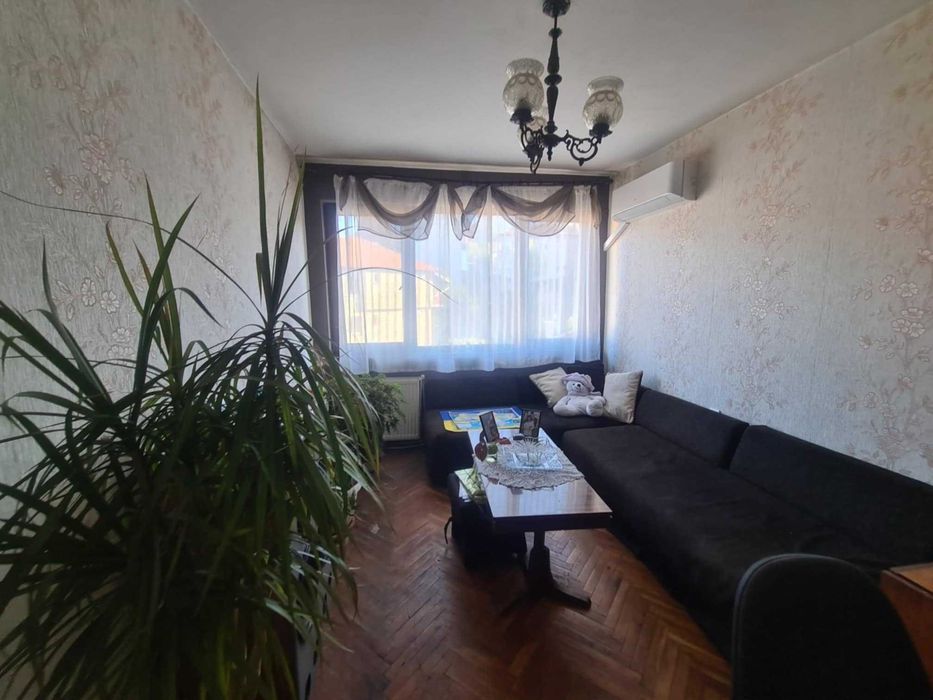 МНОГОСТАЕН АПАРТАМЕНТ в кв. Воеводски, град Хасково