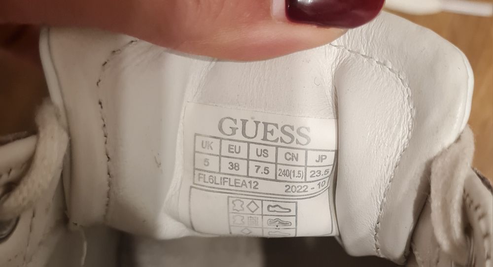 Дамски сникърси Guess