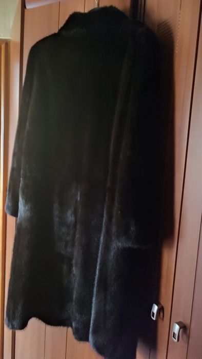 Продам новую норковую шубу