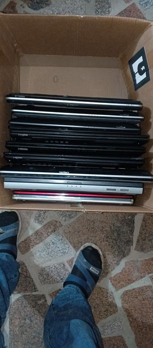 Noutbuk va netbuklar sotiladi