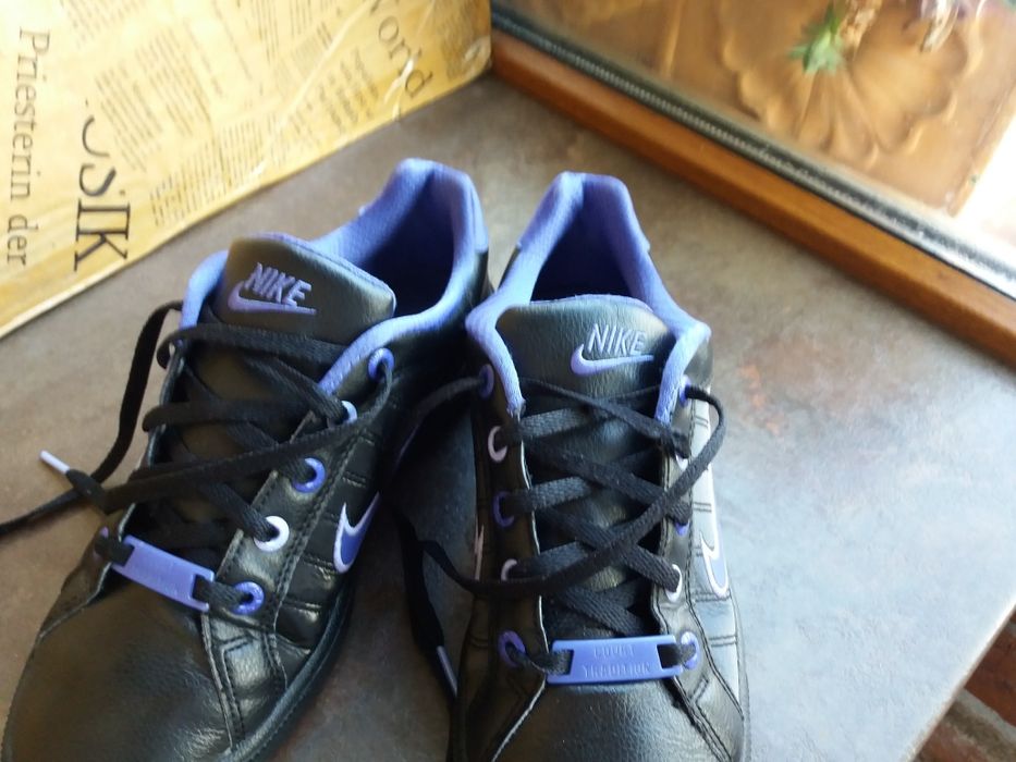 маратонки за момиче,кожени кецове,спортни обувки Nike,найк,номер 38,5