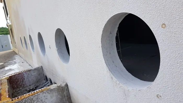 EXECUT GĂURI PENTRU  hote,ac,centrale şi alte tubulaturi