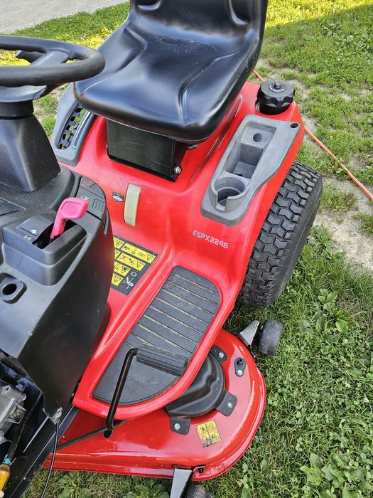 Tractor gazon/ iarbă Snapper 22 cp