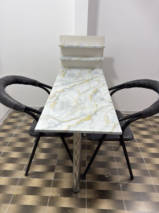 Продается маникюрный стол и стул!