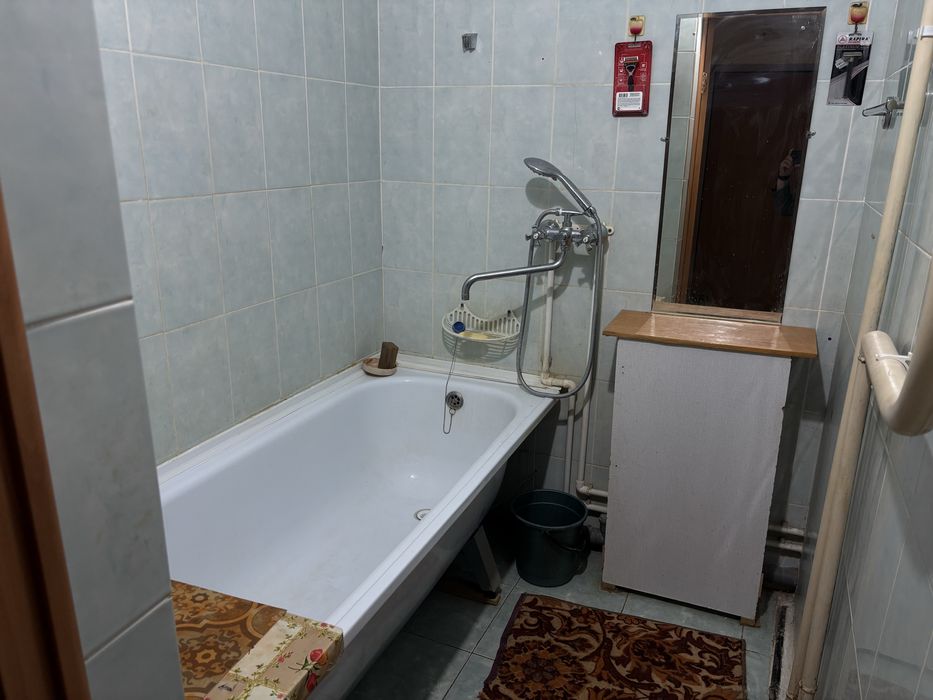 Продается 1 комн квартира в районе КЖБИ
