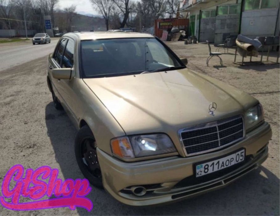 Бампер пороги на мерседес w202 C-class