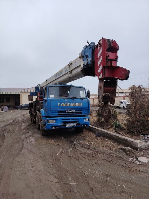 Kamaz kran 50 tonna 2008 yil aparatlik salyarka saylamaydi