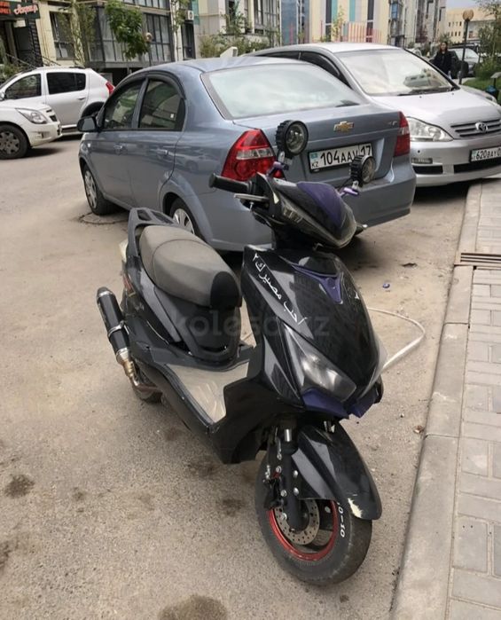 Мопед  м8 лия мотор