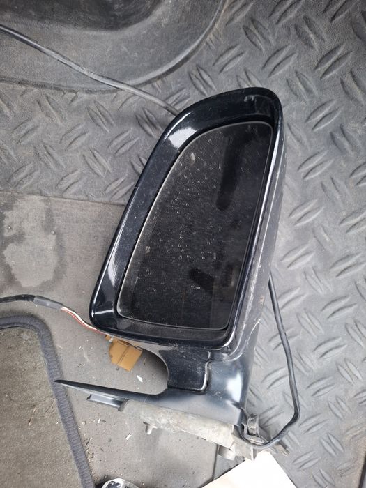 Дясно огледало Audi A4 B6 / Ауди А4 Б6 2003г.