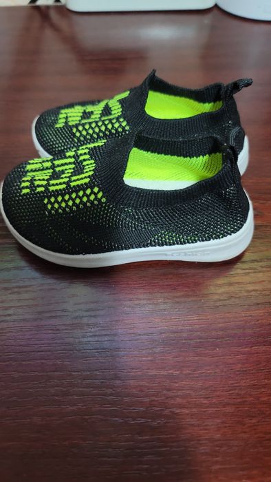 Обувь для ребёнка.