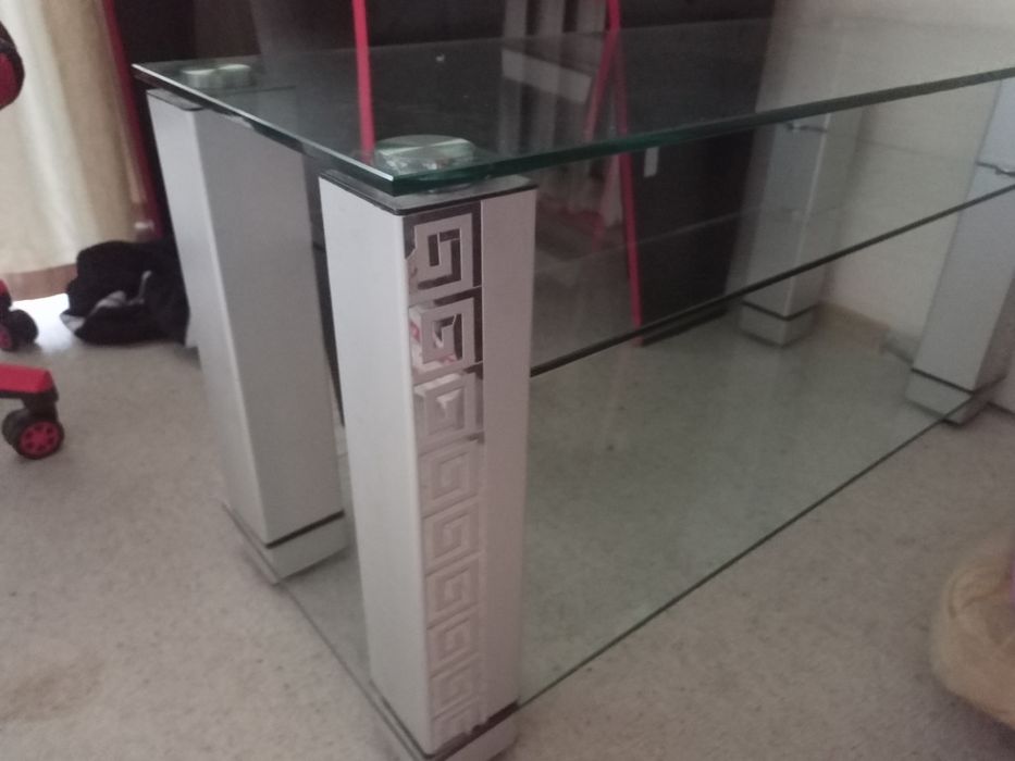 Продам стол стеклянный